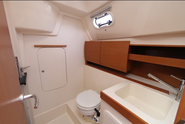 Hanse 325 additional image 10