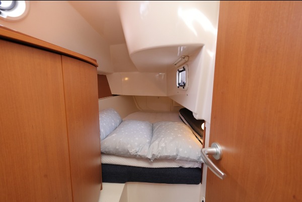 Hanse 325 additional image 9