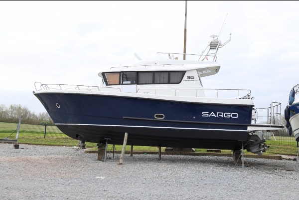 Sargo 36 Fly additional image 1