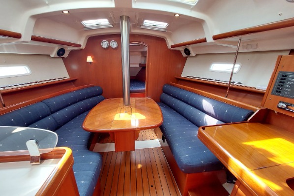 Beneteau Oceanis Clipper 343 additional image 4