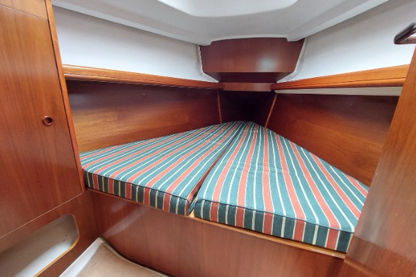 Beneteau Oceanis 36cc additional image 7