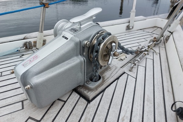 Beneteau Oceanis 36cc additional image 2