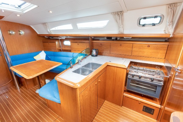Jeanneau Sun Odyssey 37 additional image 5