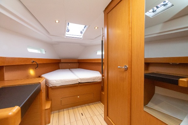 Jeanneau Sun Odyssey 44 DS additional image 7