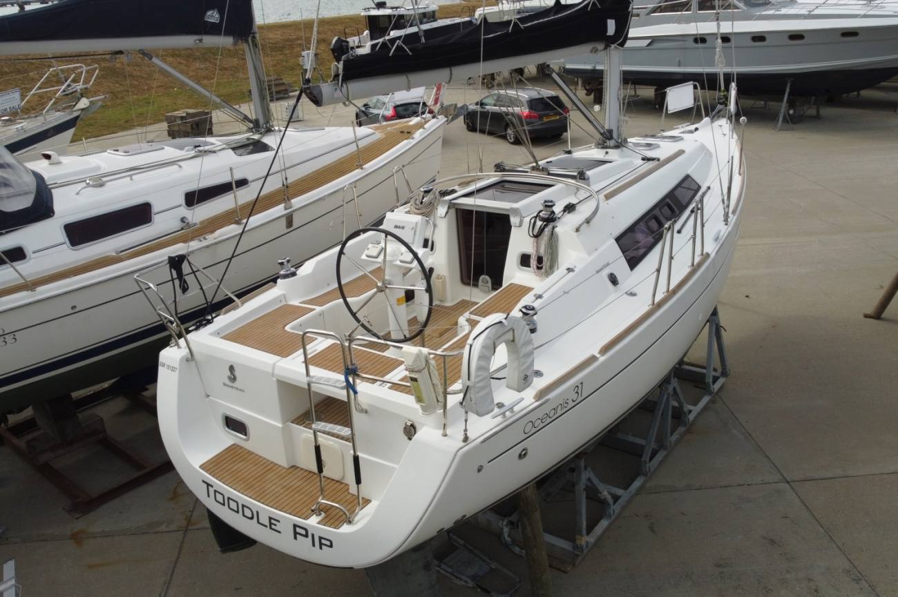 Beneteau Oceanis 31 Lift Keel 2
