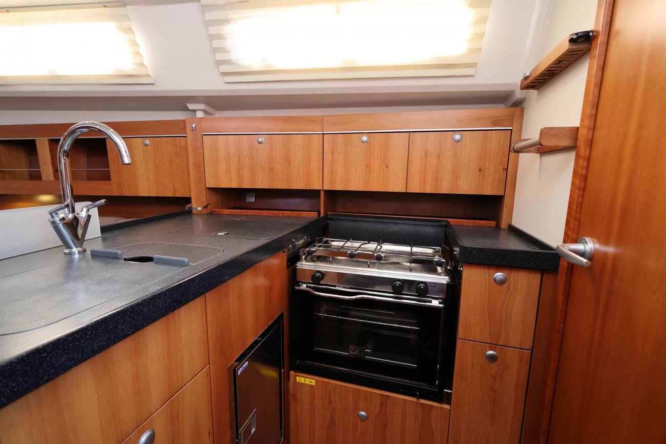 Hanse 345 Cooker