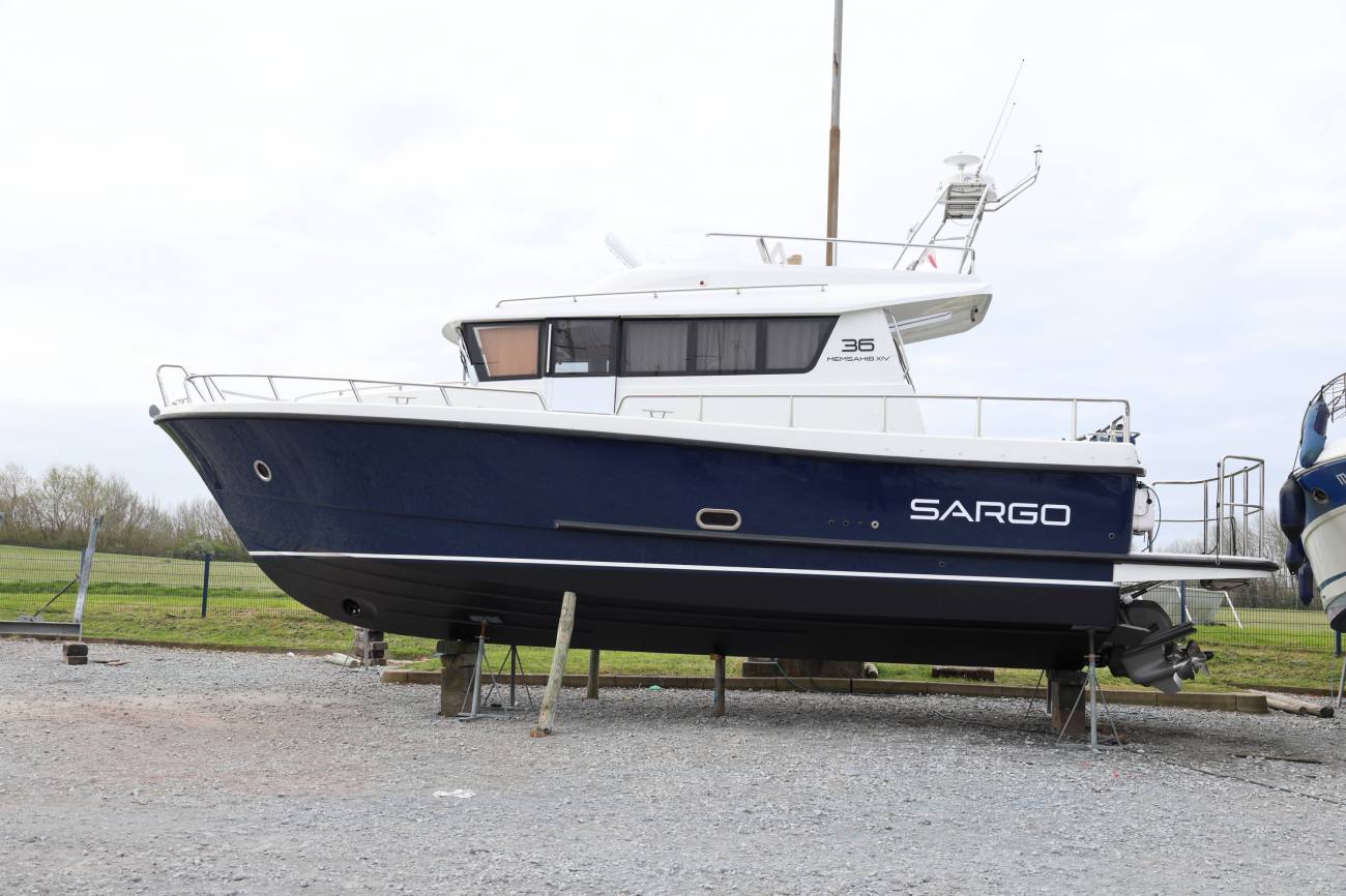 Sargo 36 Fly Memsahib Port Side Ashore