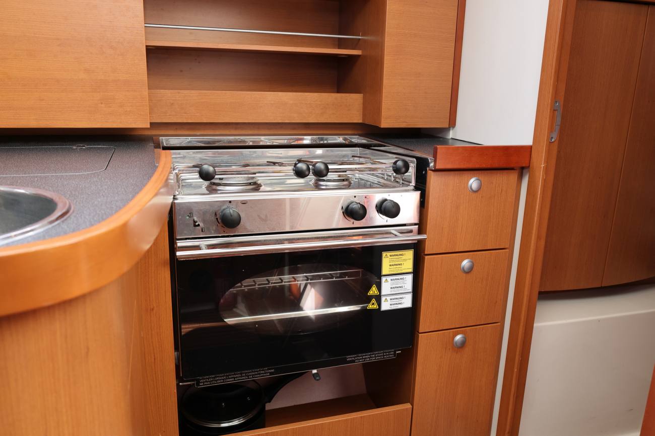 Hanse 325 Squeak Cooker