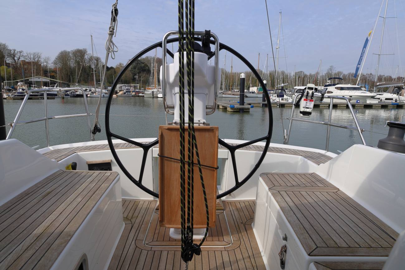 Hanse 325 Squeak Cockpit looking Aft