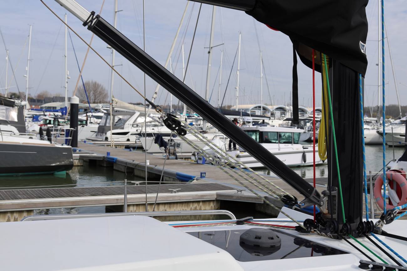 Hanse 325 Squeak Kicker