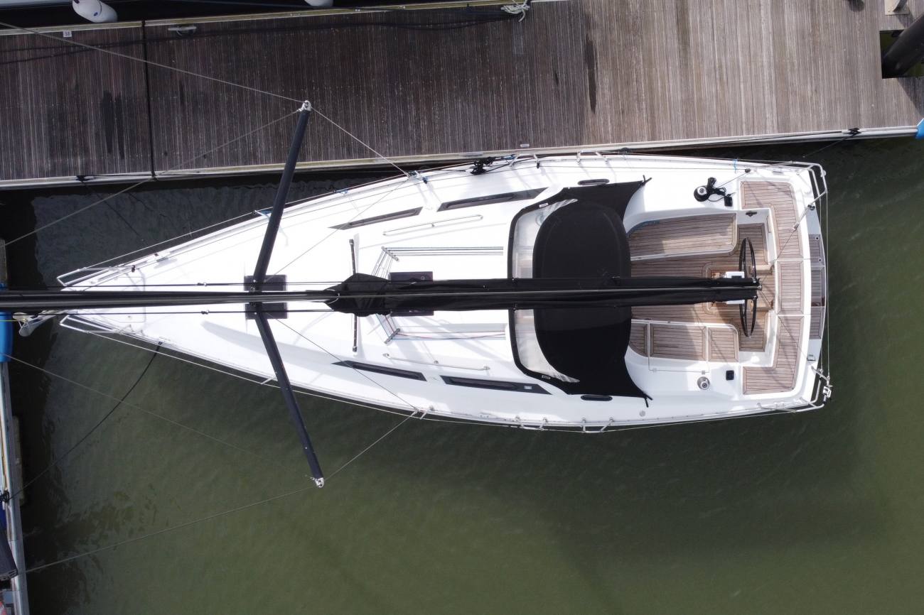 Hanse 325 Squeak Aerial View
