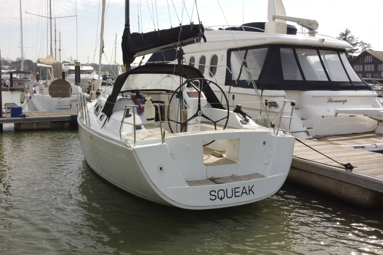 Hanse 325 Squeak Port Quarter