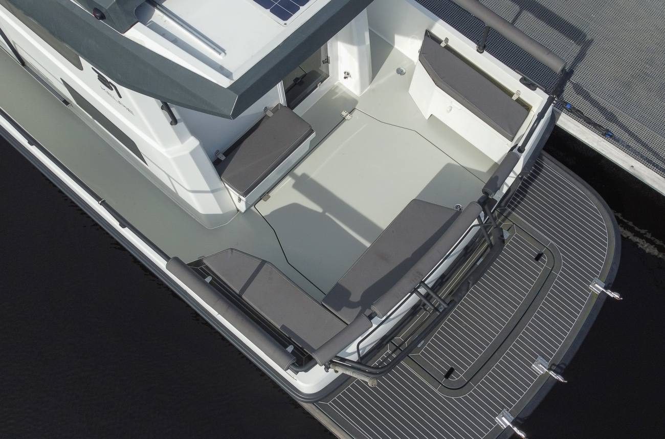 Sargo 31 Explorer 13