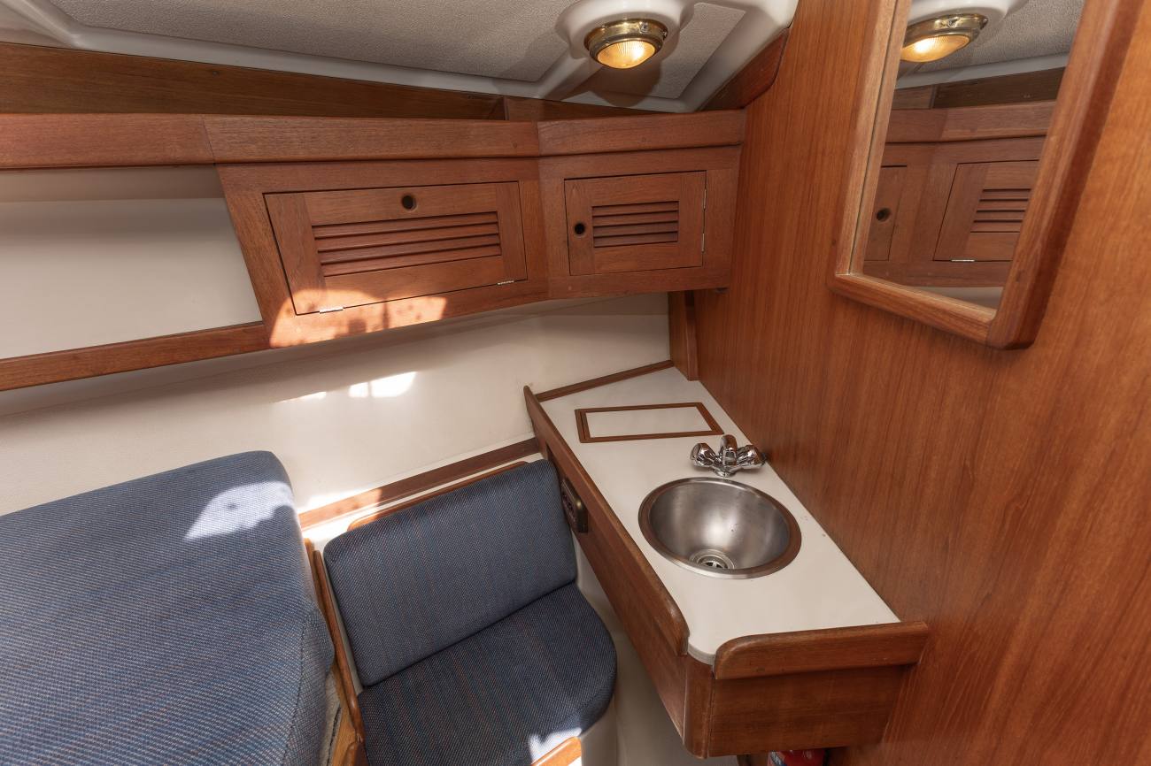 Tartan 3800 25
