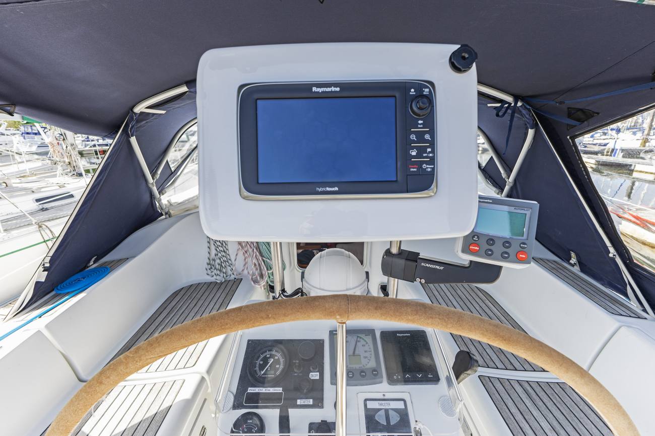 Beneteau Oceanis 361 Clipper 22