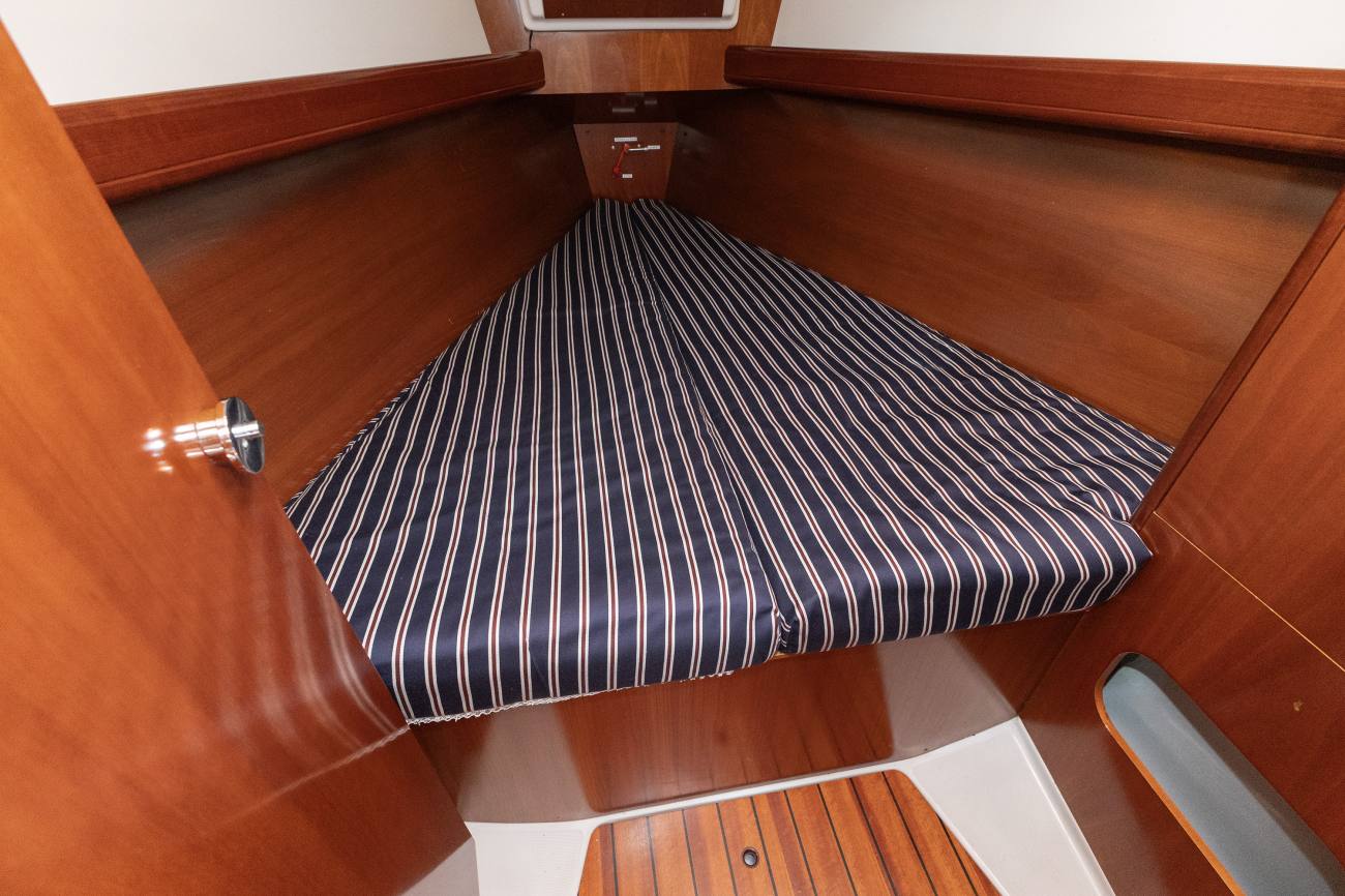 Beneteau Oceanis 361 Clipper 19