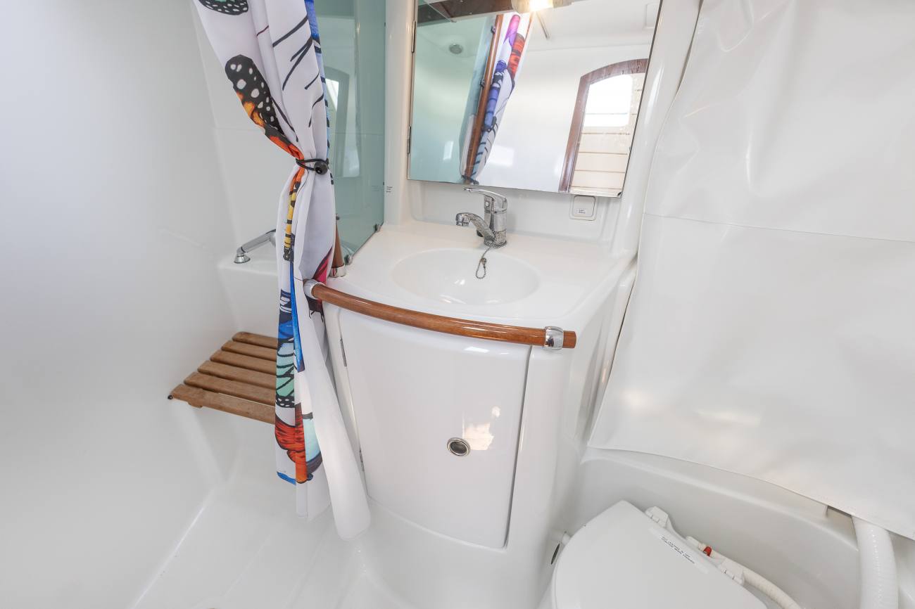 Beneteau Oceanis 361 Clipper 17