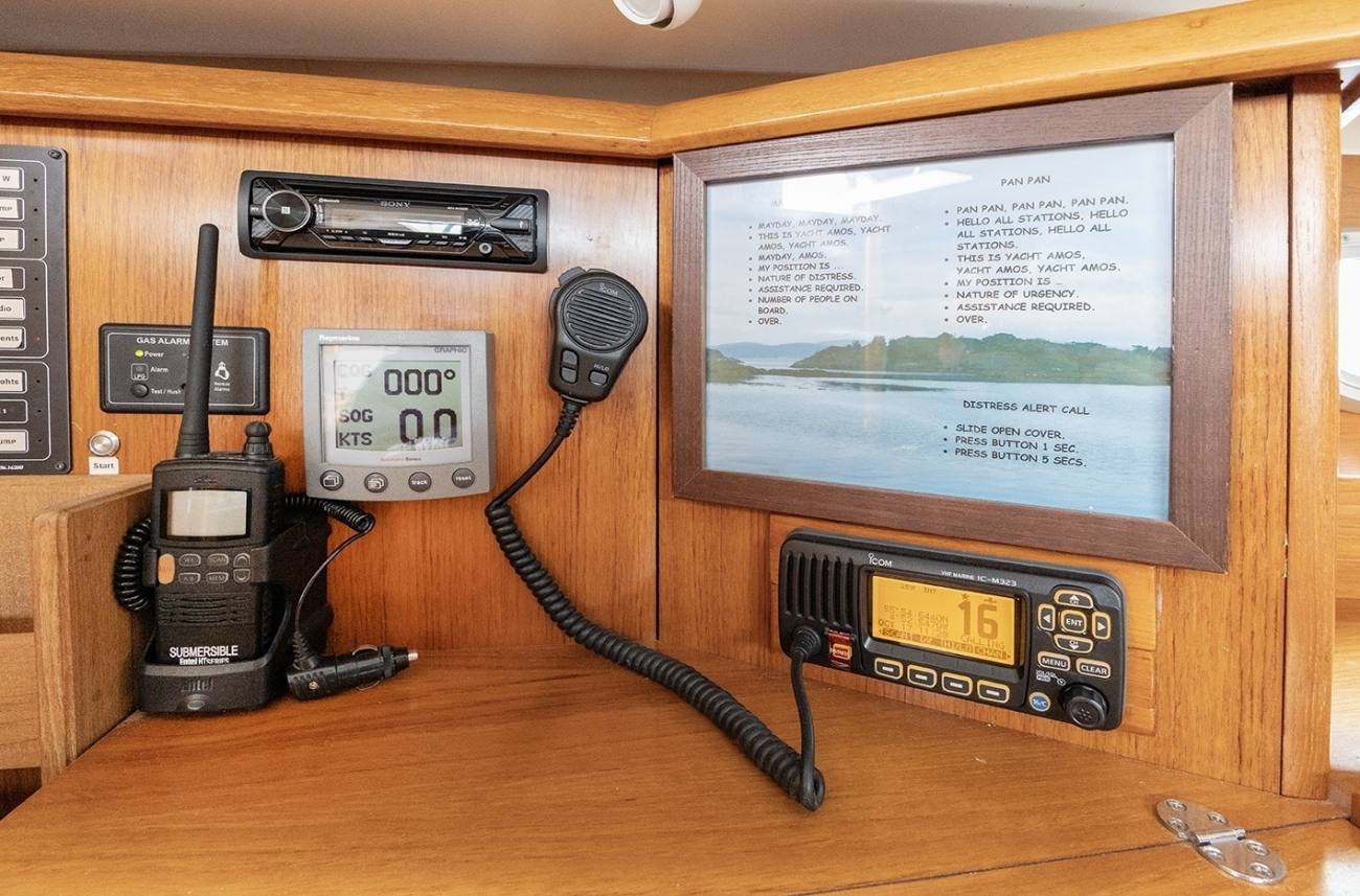Jeanneau Sun Odyssey 37 10