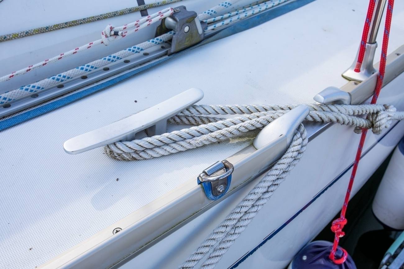 Jeanneau Sun Odyssey 37 22