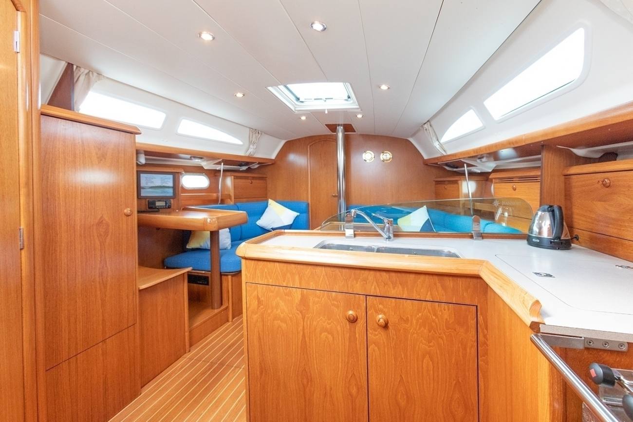 Jeanneau Sun Odyssey 37 8