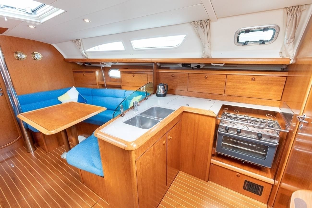 Jeanneau Sun Odyssey 37 7