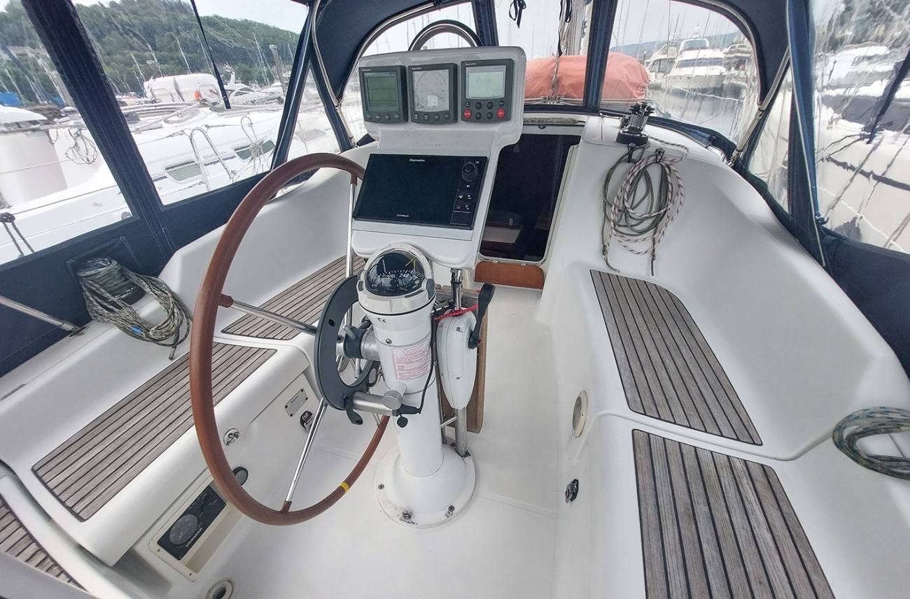Beneteau Oceanis Clipper 343 24