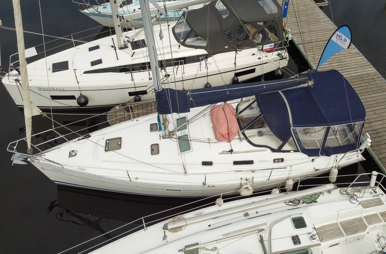 Beneteau Oceanis Clipper 343 2