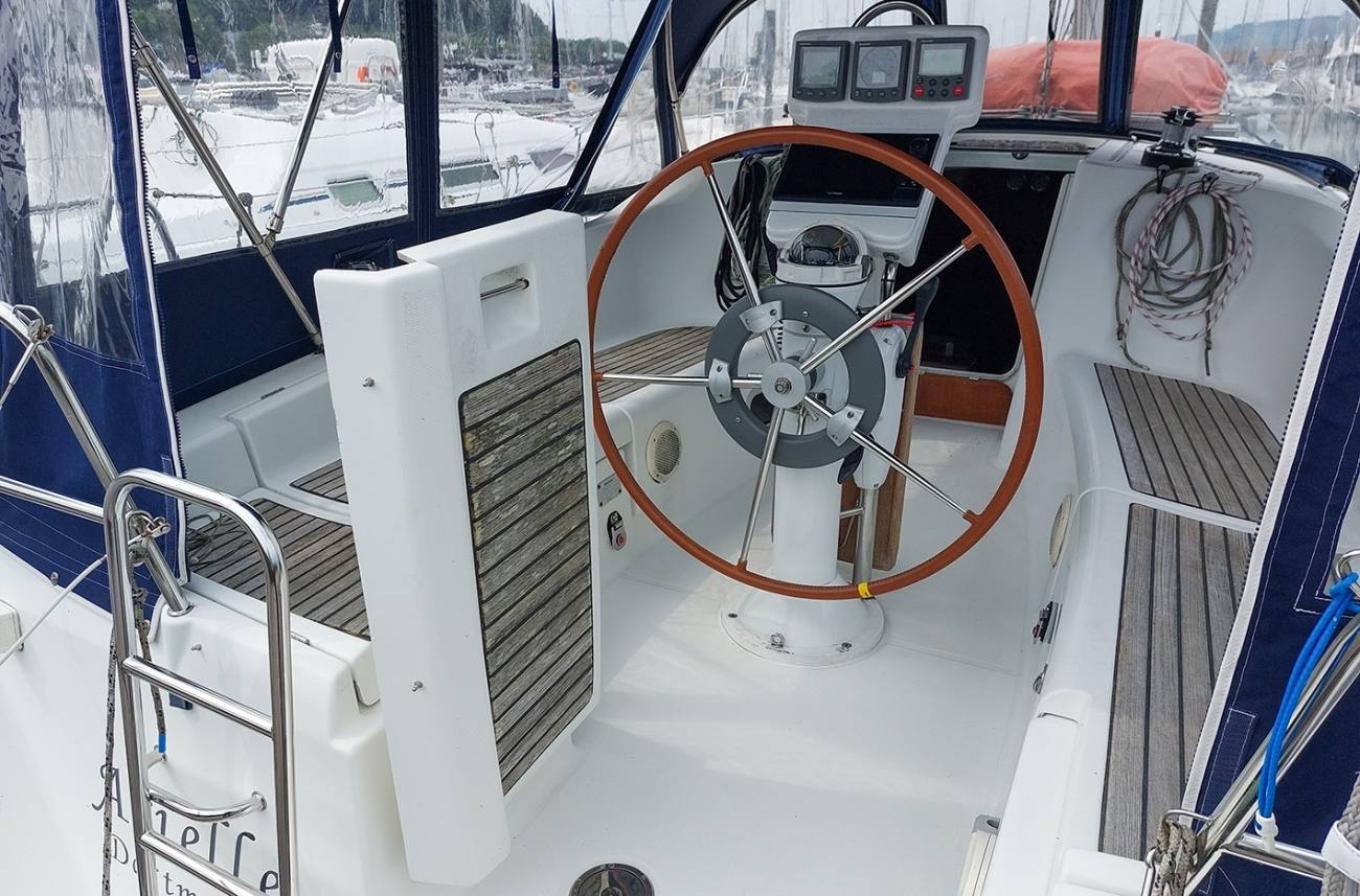 Beneteau Oceanis Clipper 343 22