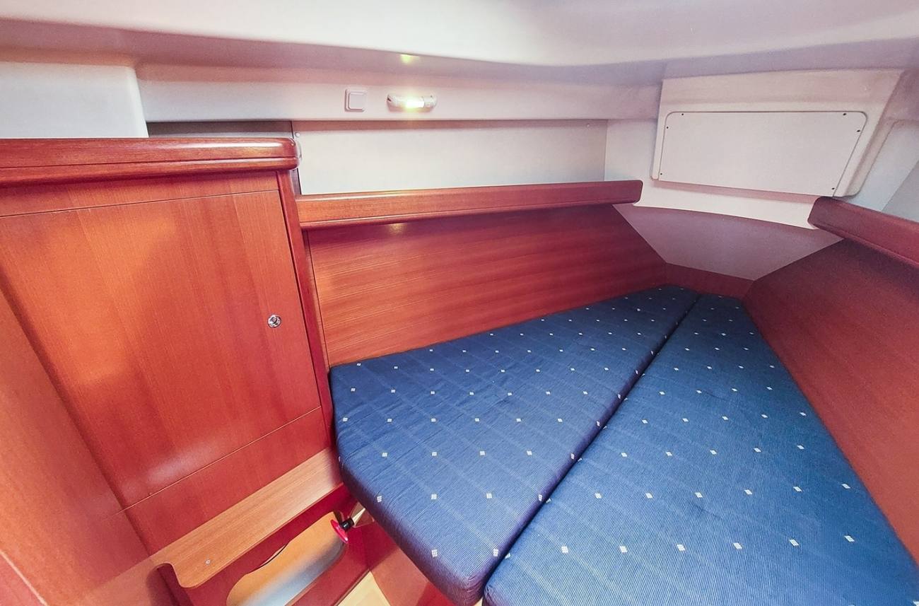 Beneteau Oceanis Clipper 343 17