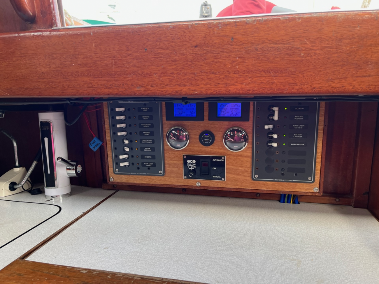 Hallberg Rassy Mistral 33 25
