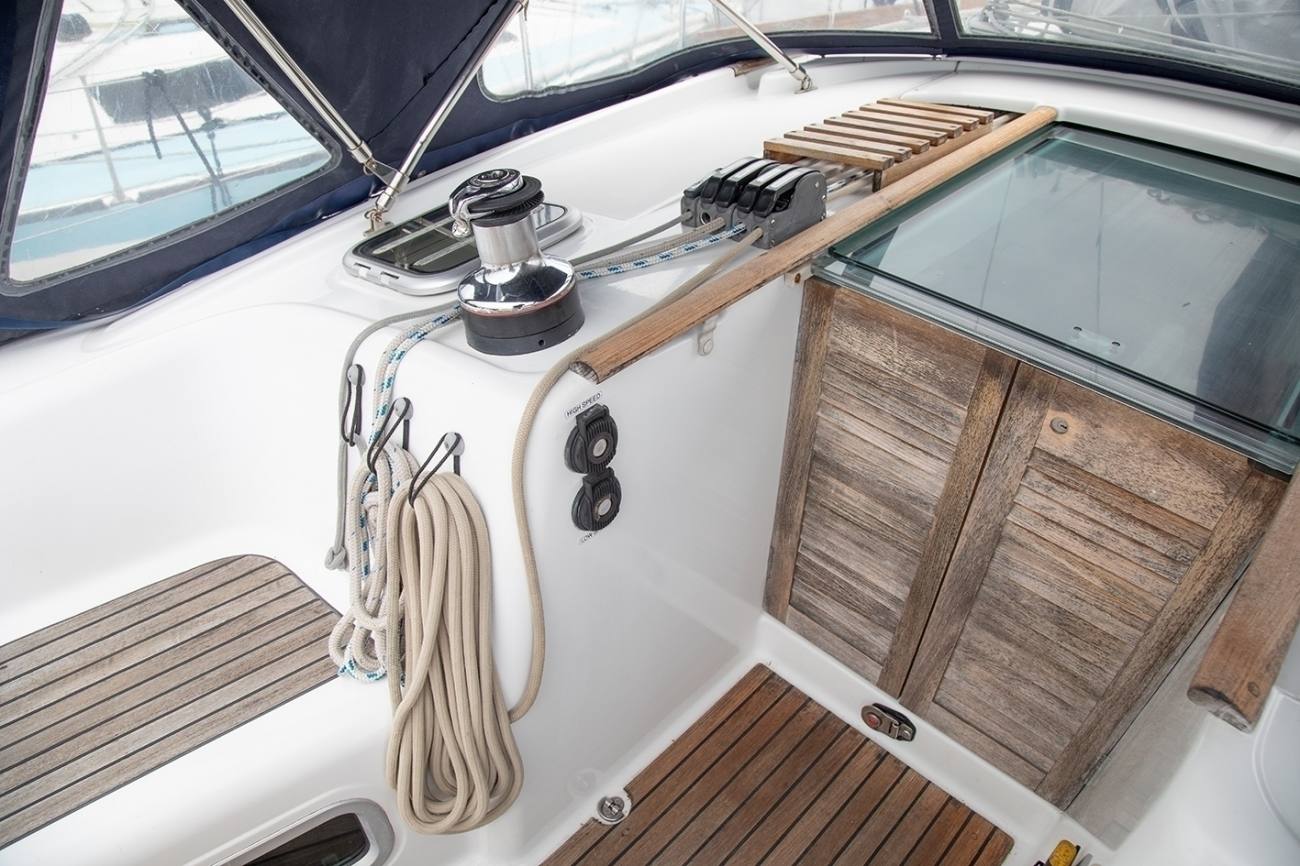 Beneteau Oceanis 43