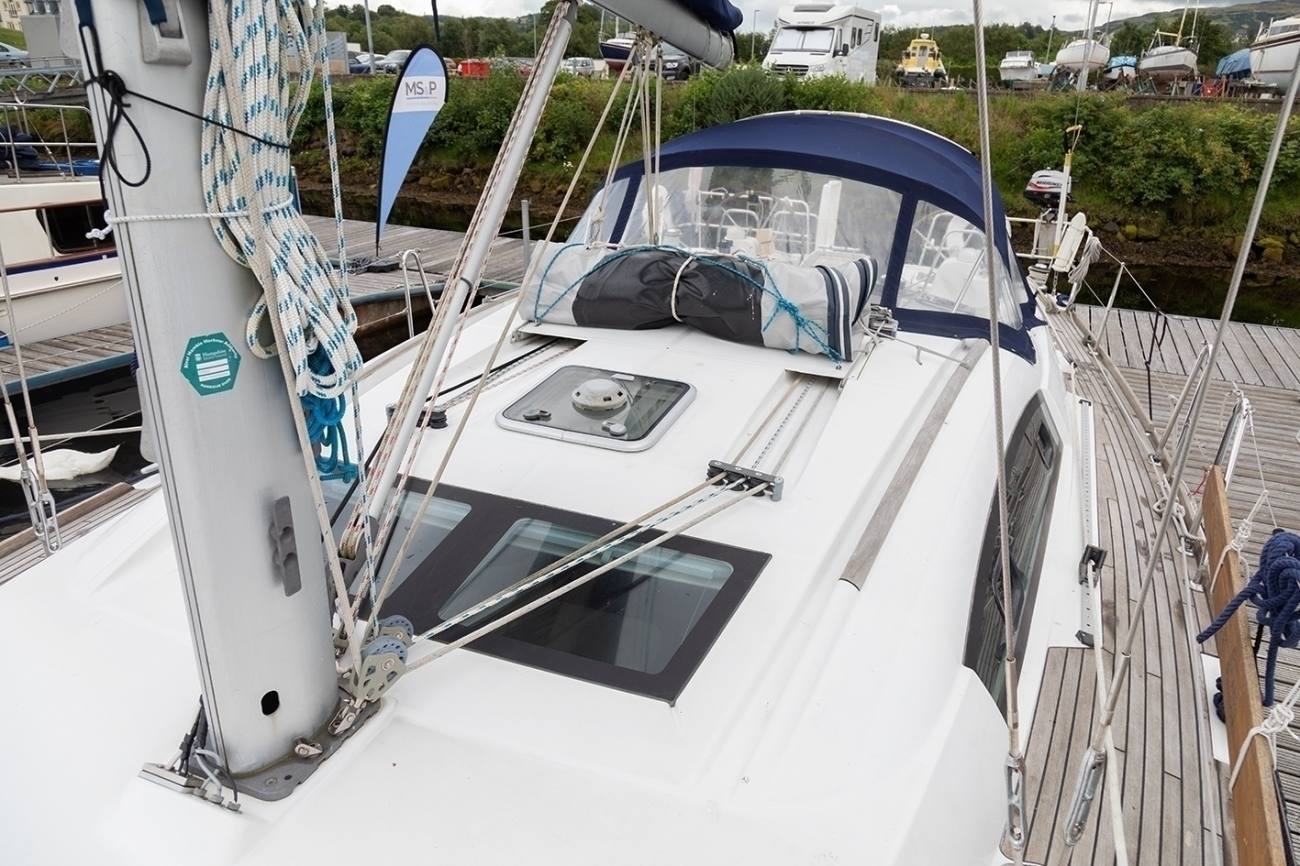 Beneteau Oceanis 43