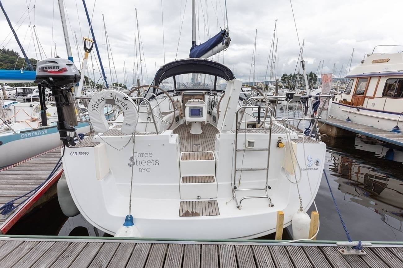 Beneteau Oceanis 43