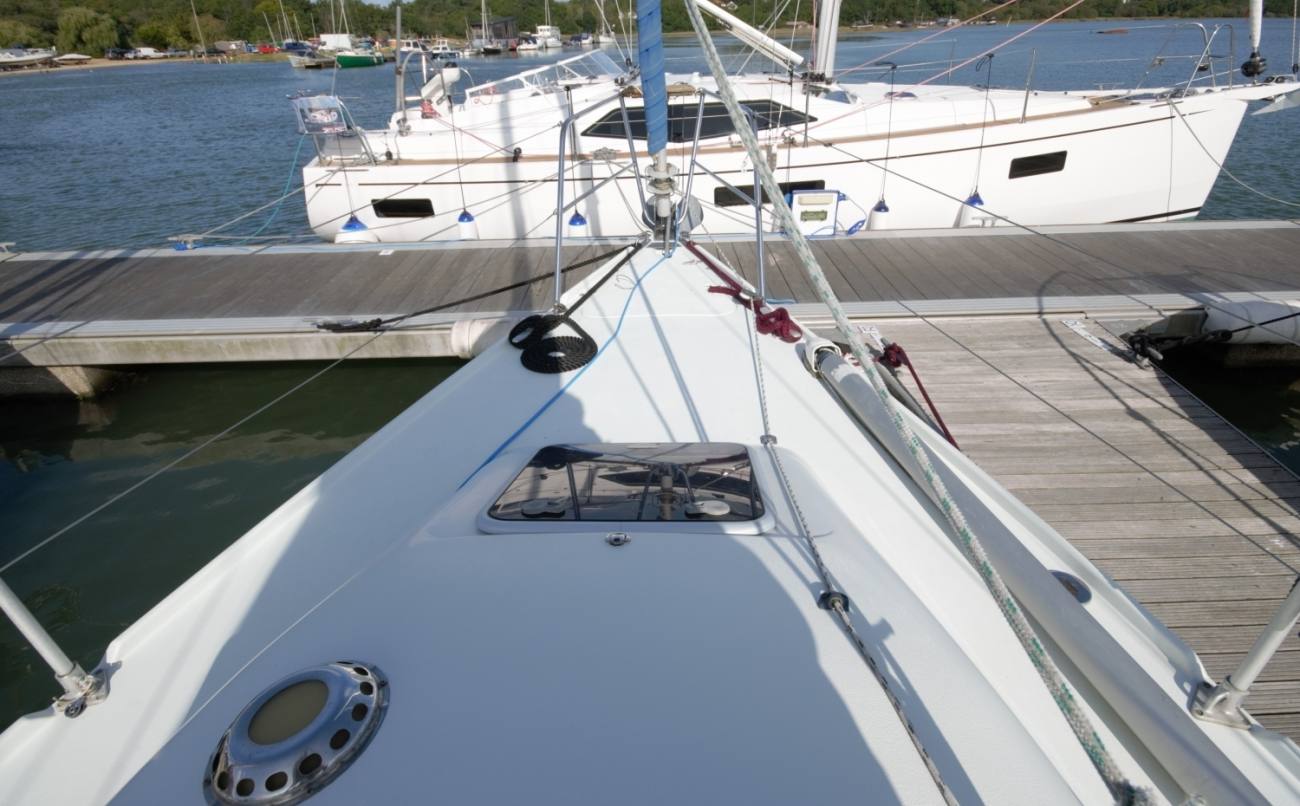 Hunter Channel 31 15