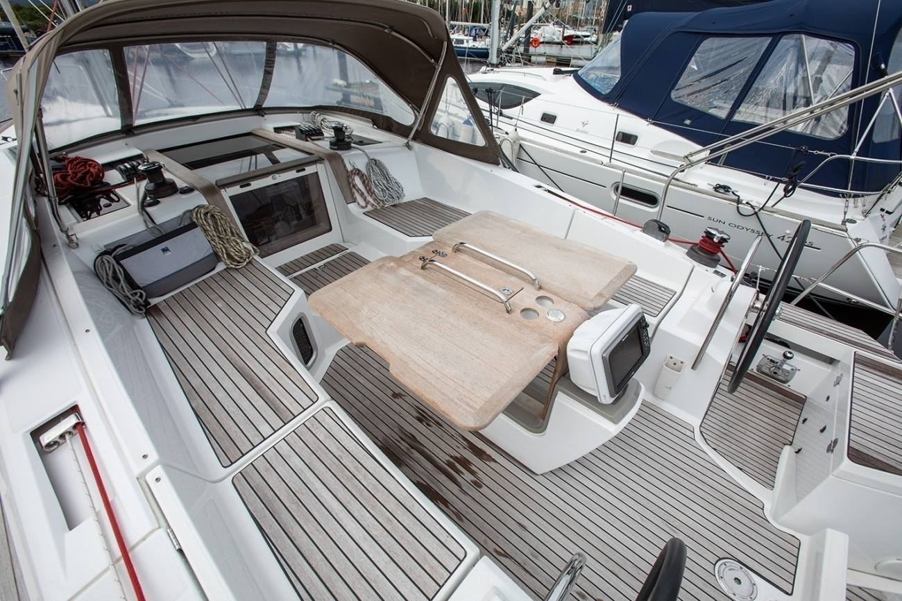 Jeanneau Sun Odyssey 44 DS 38