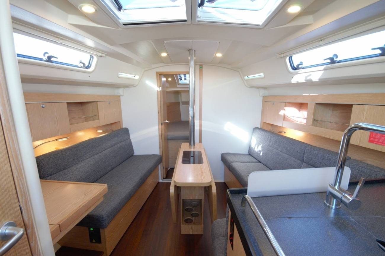 Hanse 345 2