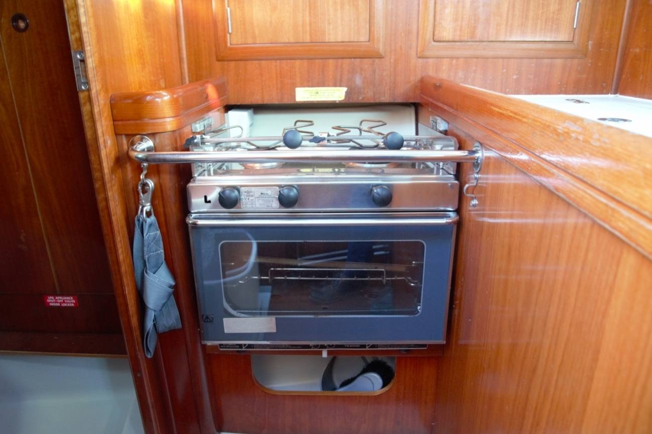 Beneteau Oceanis Clipper 323 26