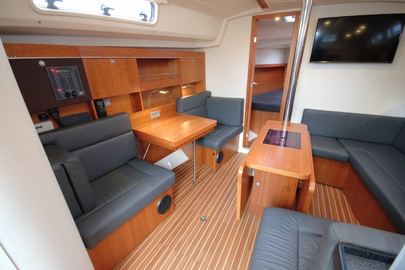 Hanse 385 9
