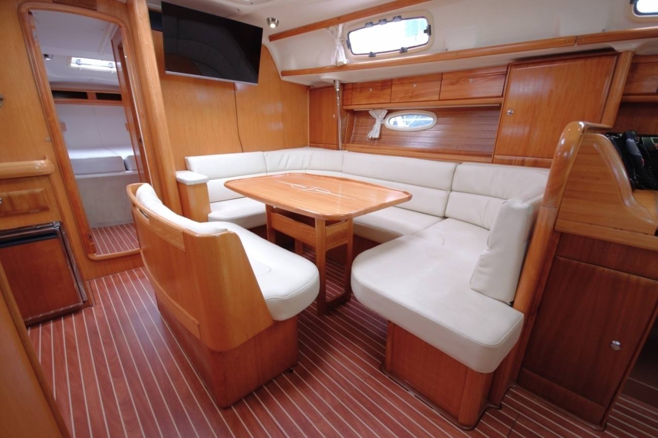 Bavaria 42 Cruiser 7
