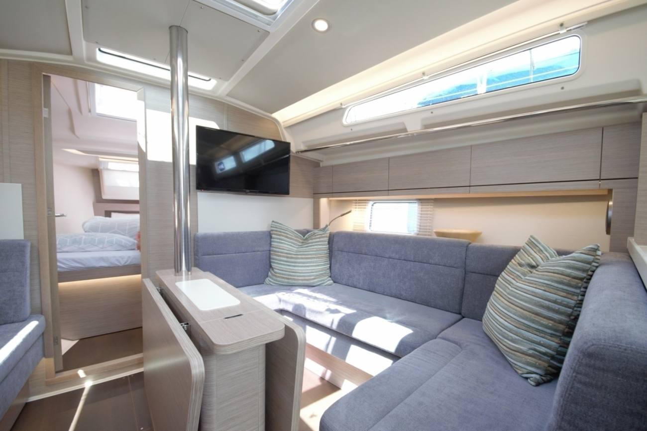 Hanse 388 10