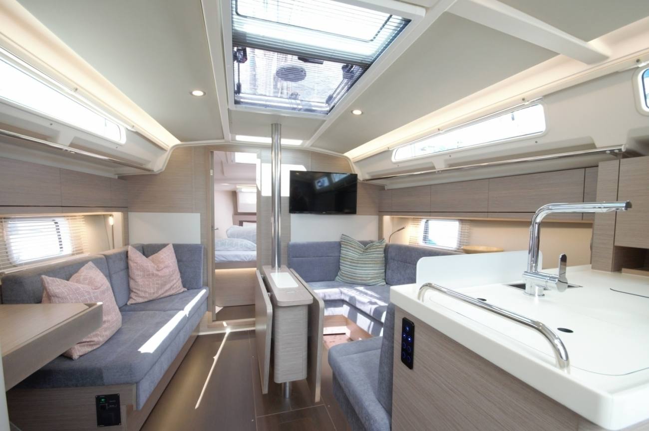 Hanse 388 4