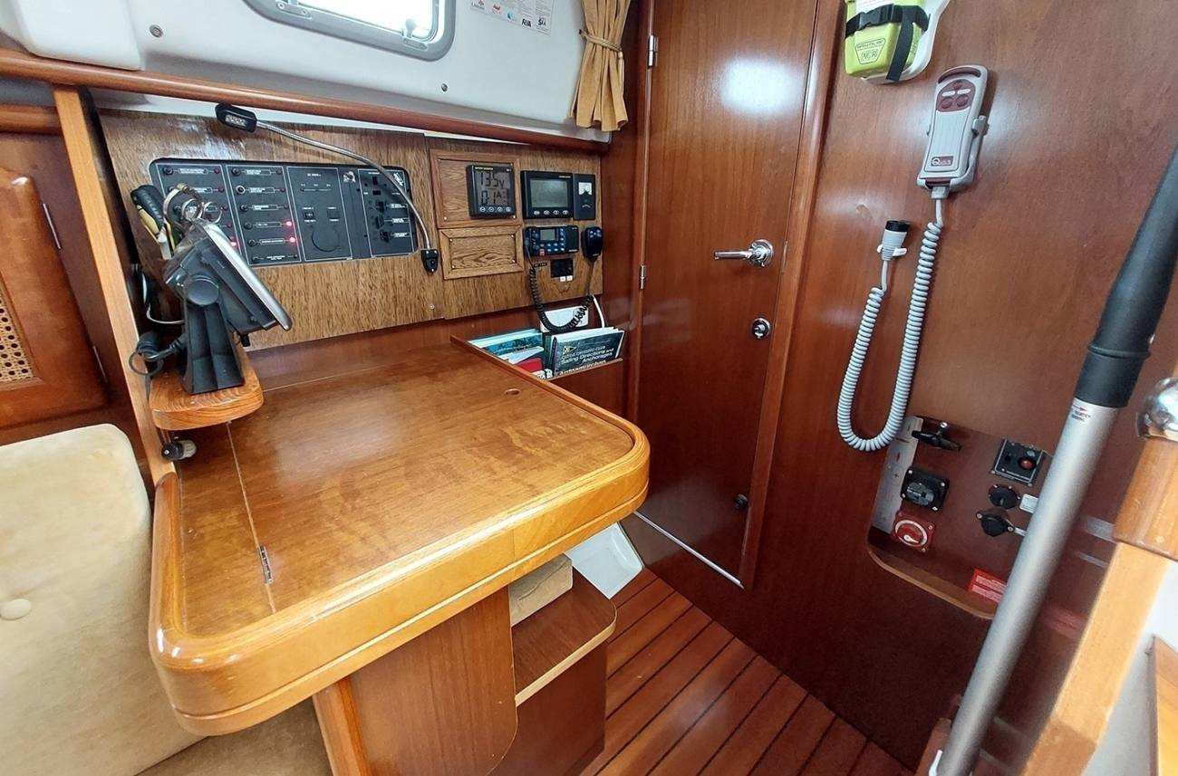 Beneteau Oceanis 36CC