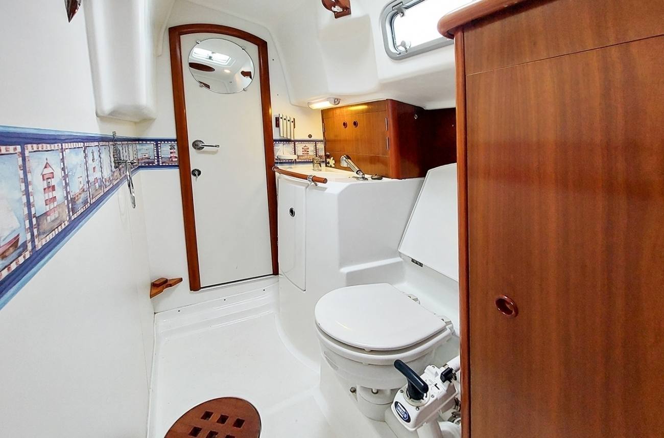 Beneteau Oceanis 36CC
