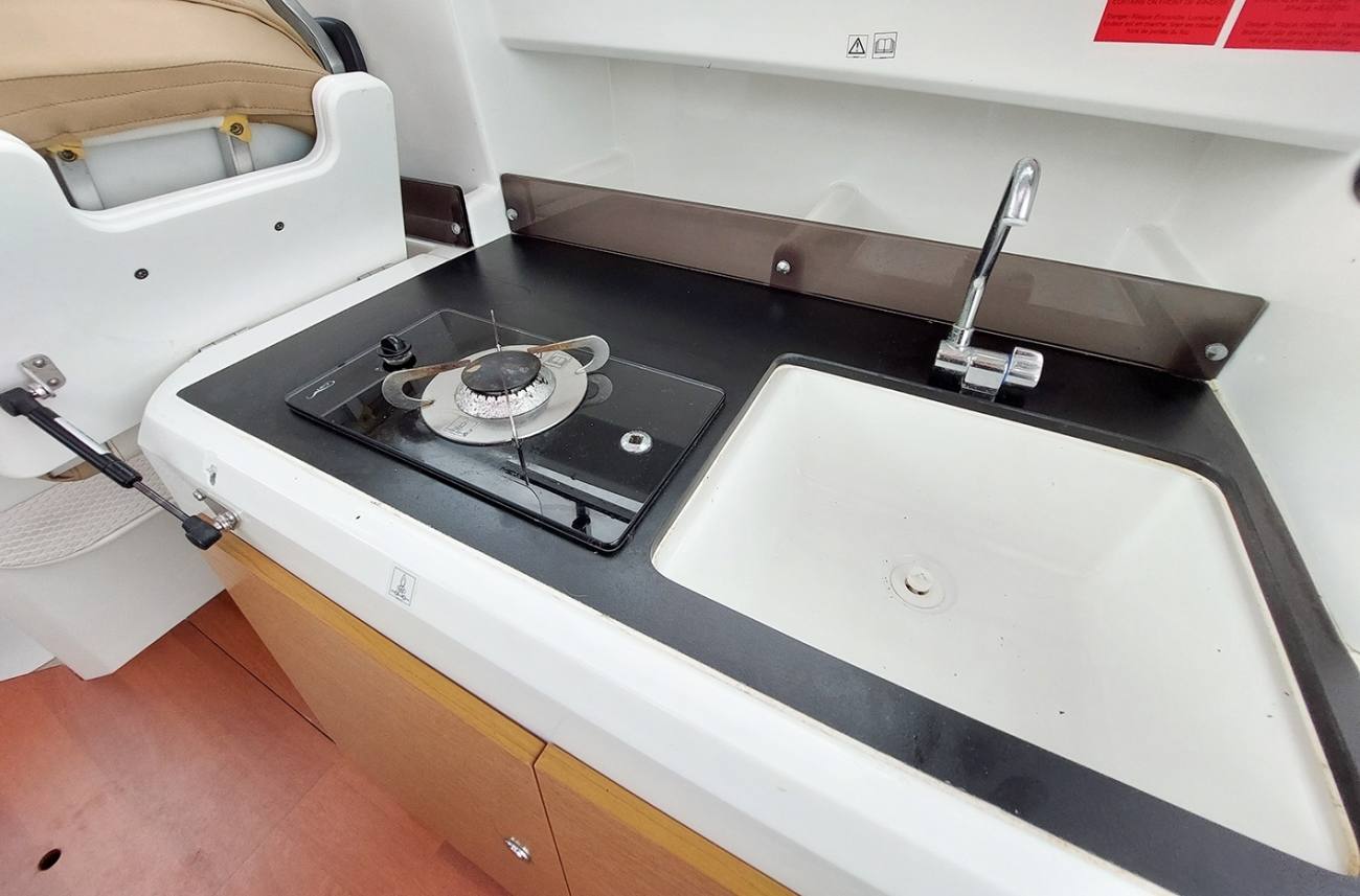 Jeanneau Merry Fisher 755