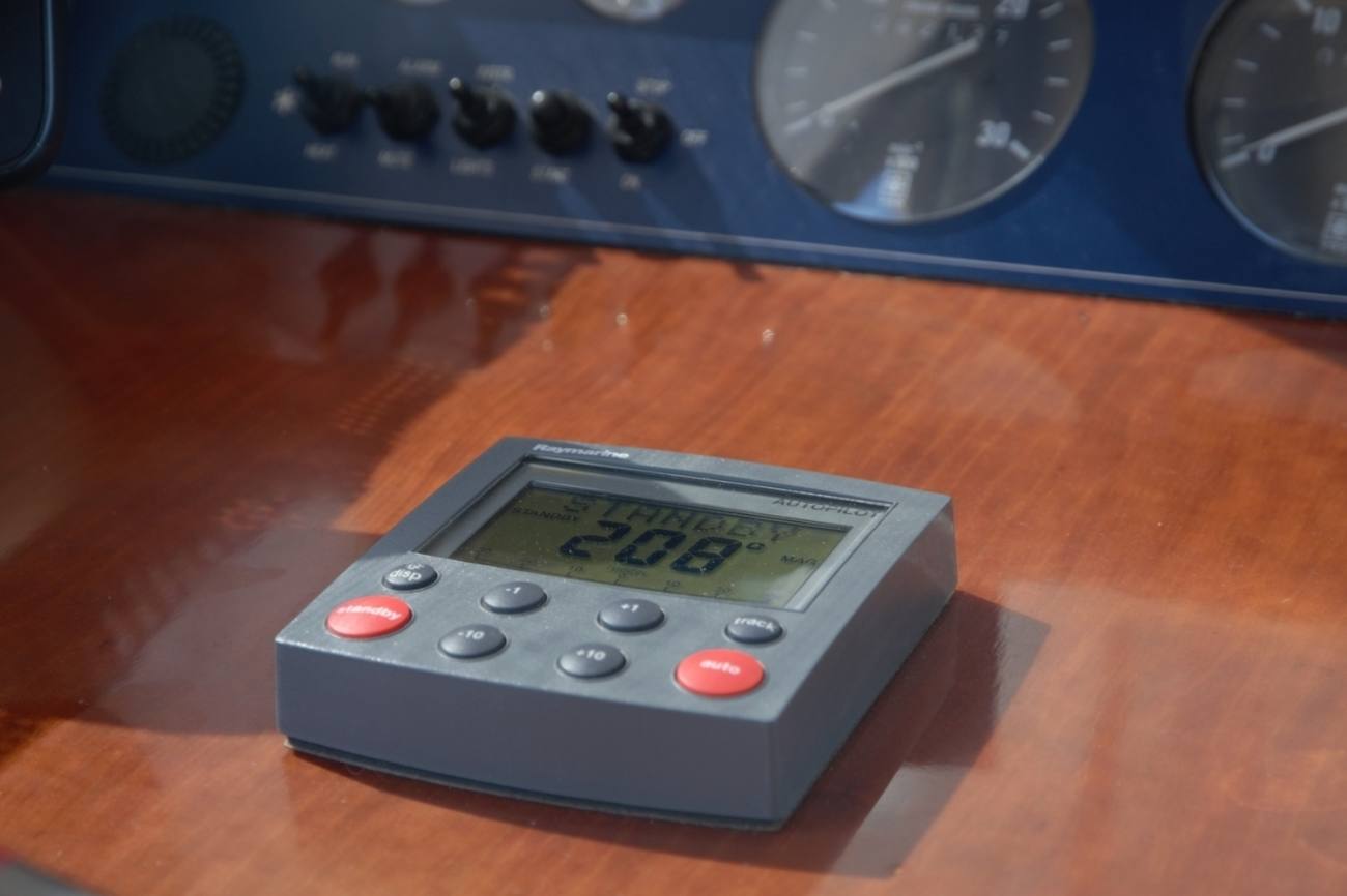 Hardy Commodore 36 43