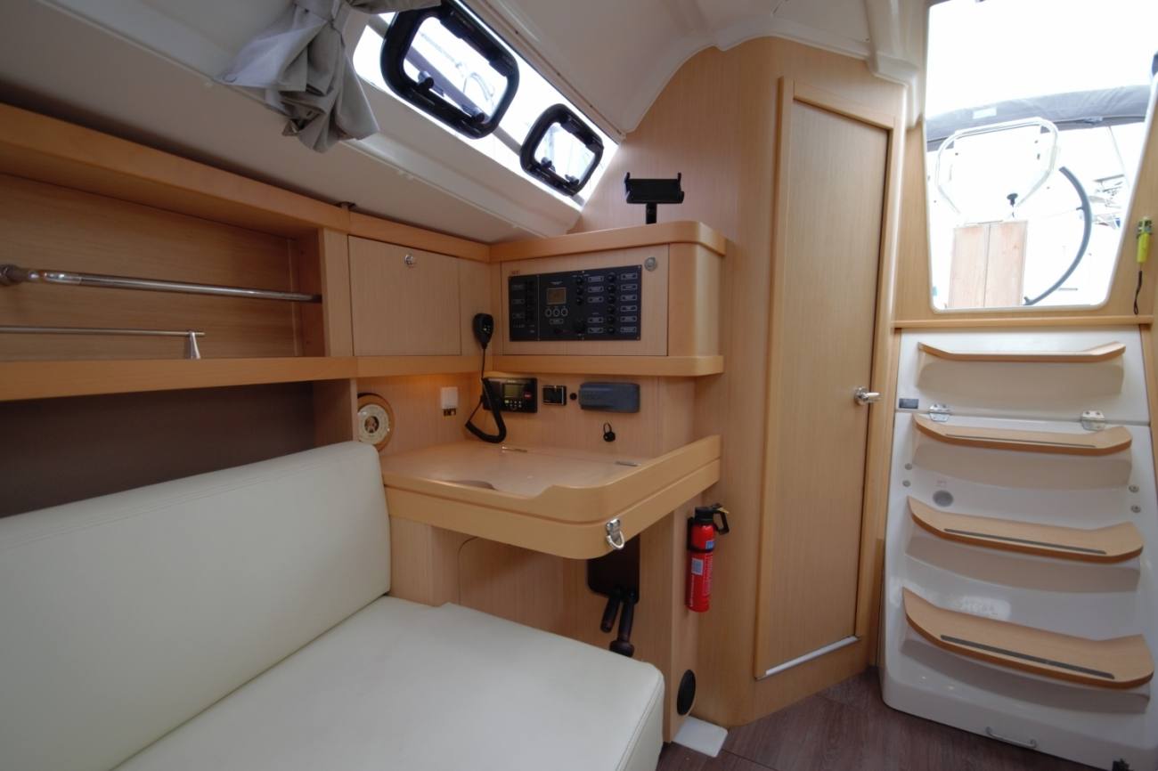 Beneteau Oceanis 31 11