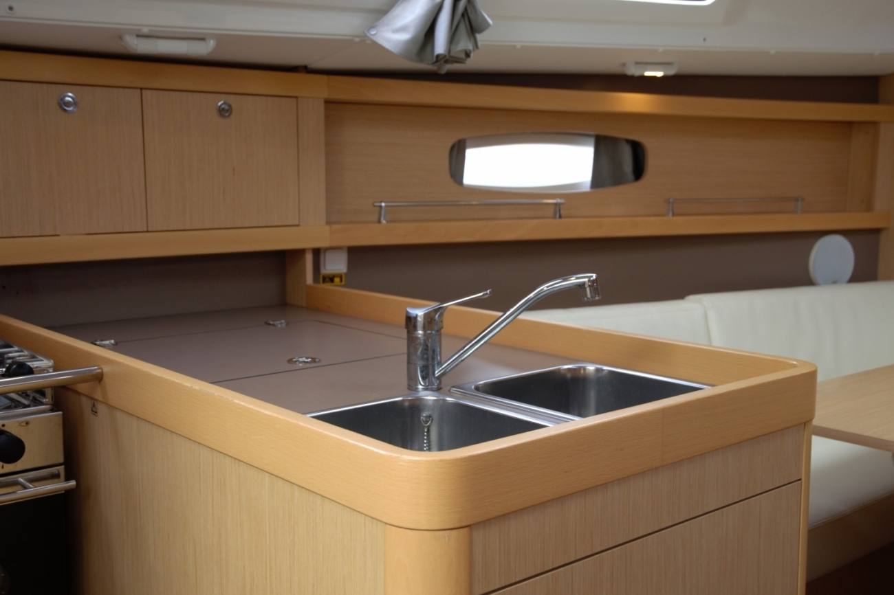 Beneteau Oceanis 31 10