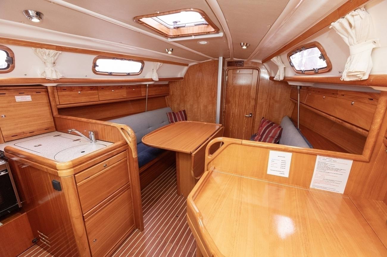 Bavaria 30 Cruiser 7