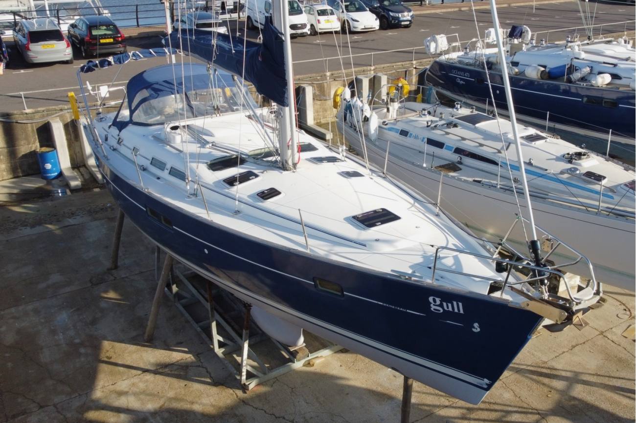 Beneteau Oceanis 423 Clipper 1