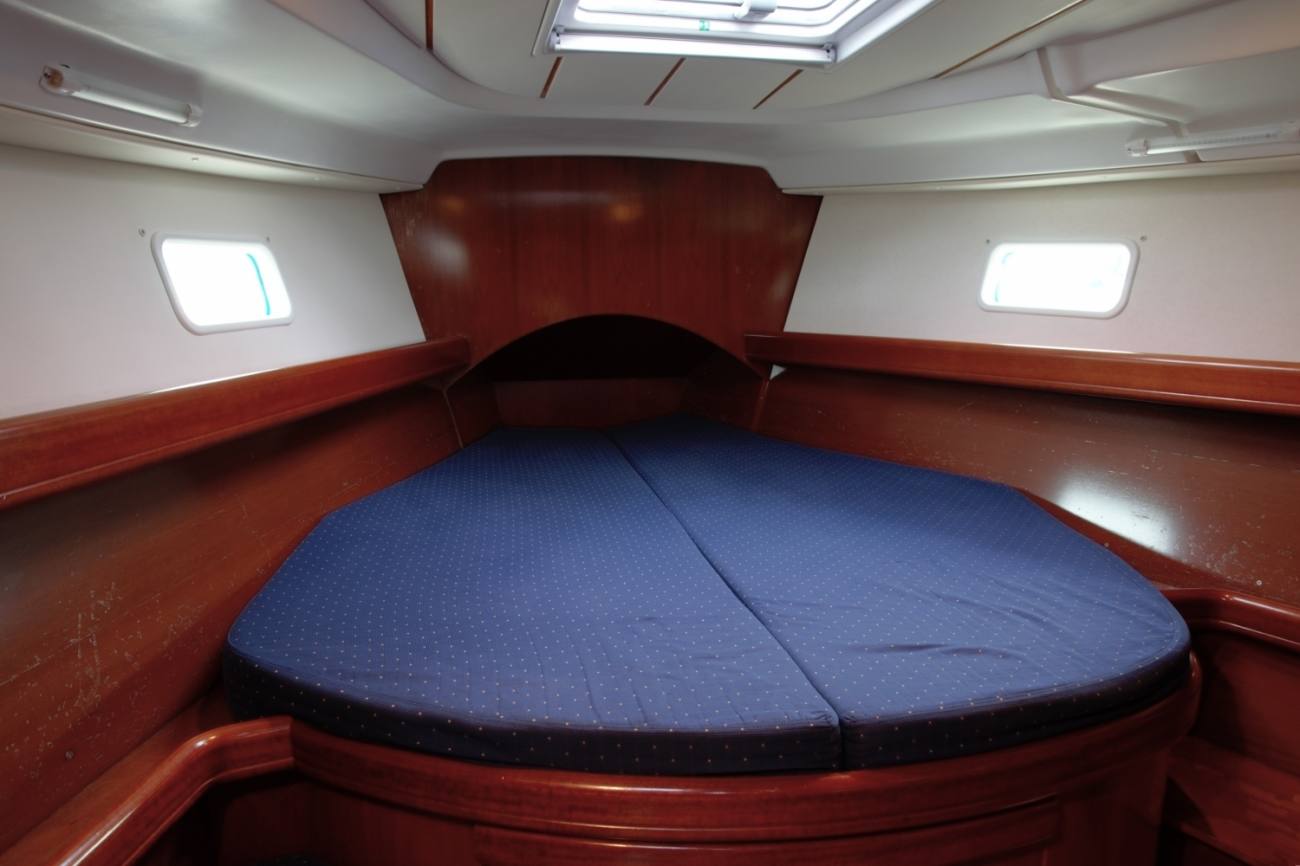 Beneteau Oceanis 423 Clipper 13